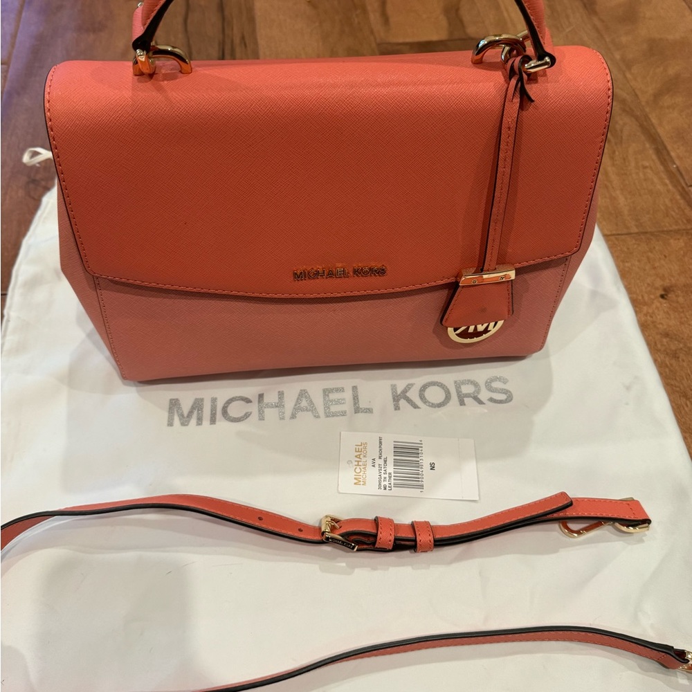Brand new MK purse - Picture 10 of 11